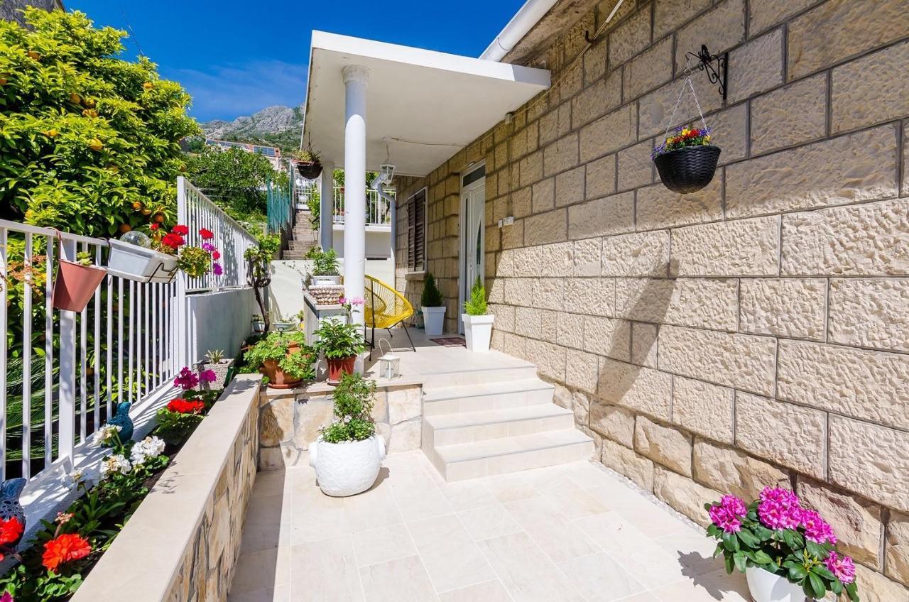 Holiday Home Lungo Mare Mlini Bagian luar foto