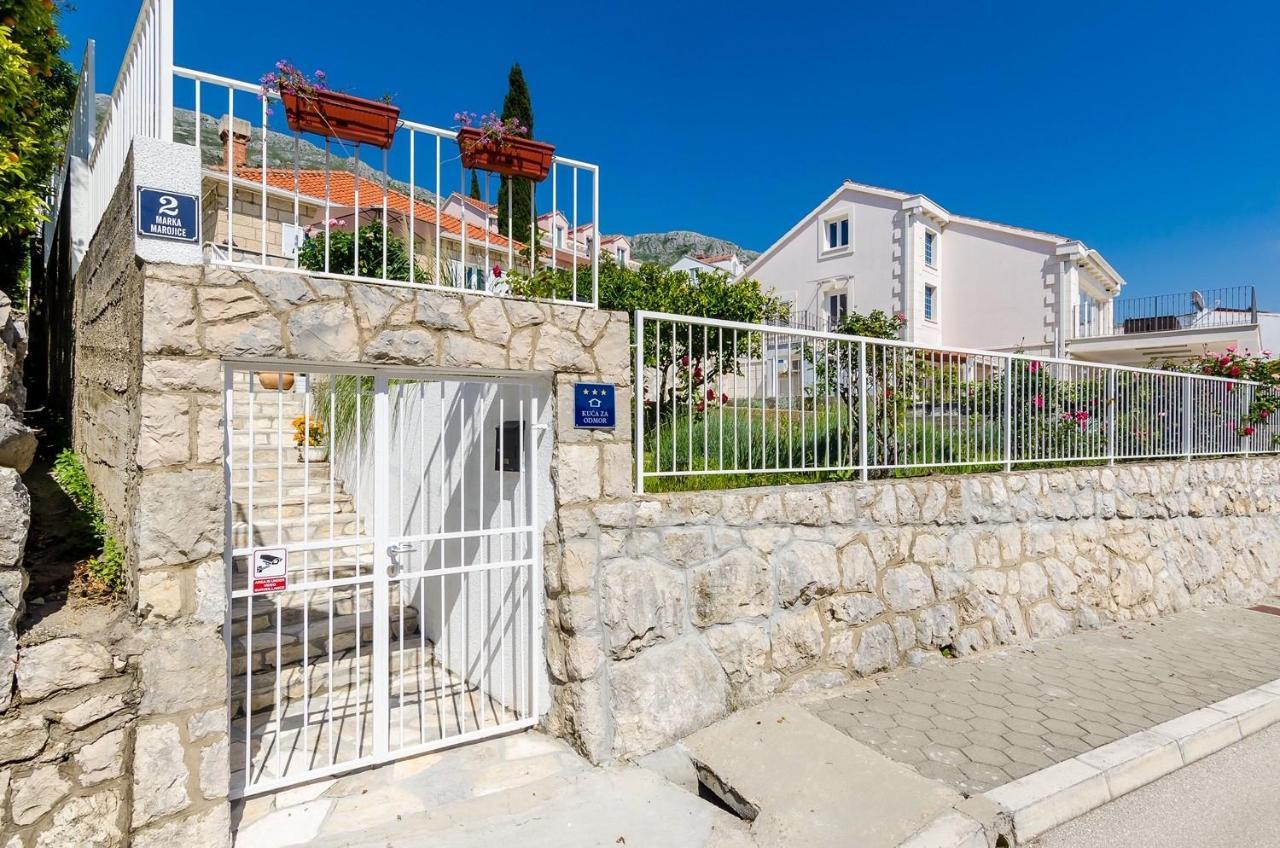 Holiday Home Lungo Mare Mlini Bagian luar foto