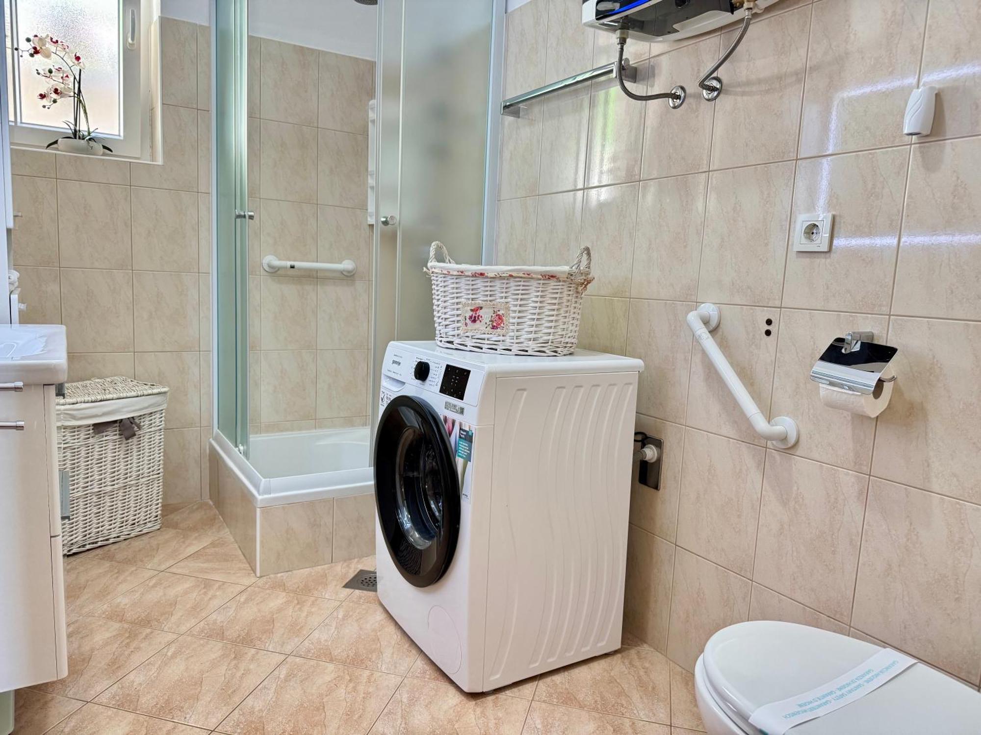 Holiday Home Lungo Mare Mlini Bagian luar foto