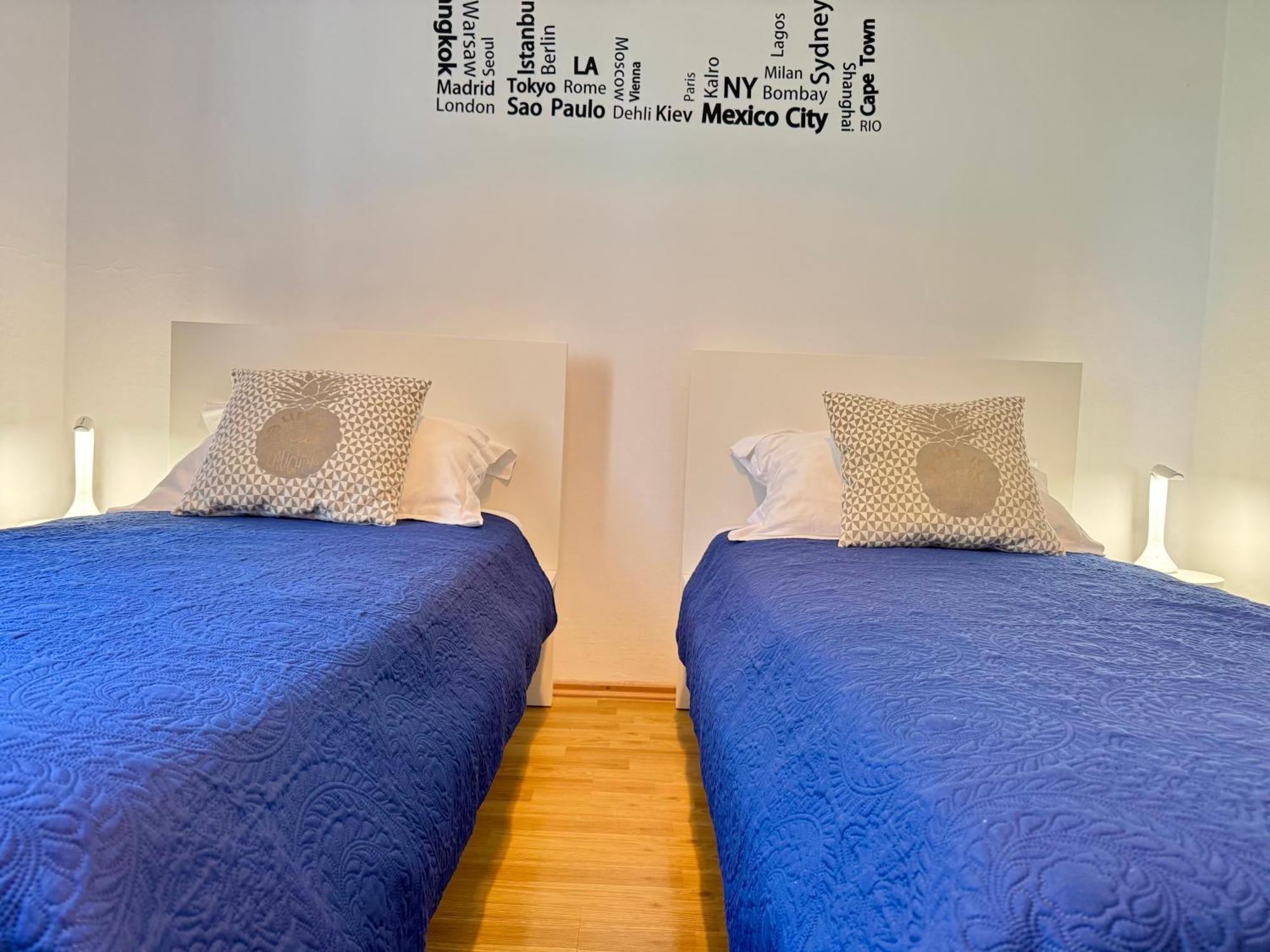 Holiday Home Lungo Mare Mlini Bagian luar foto