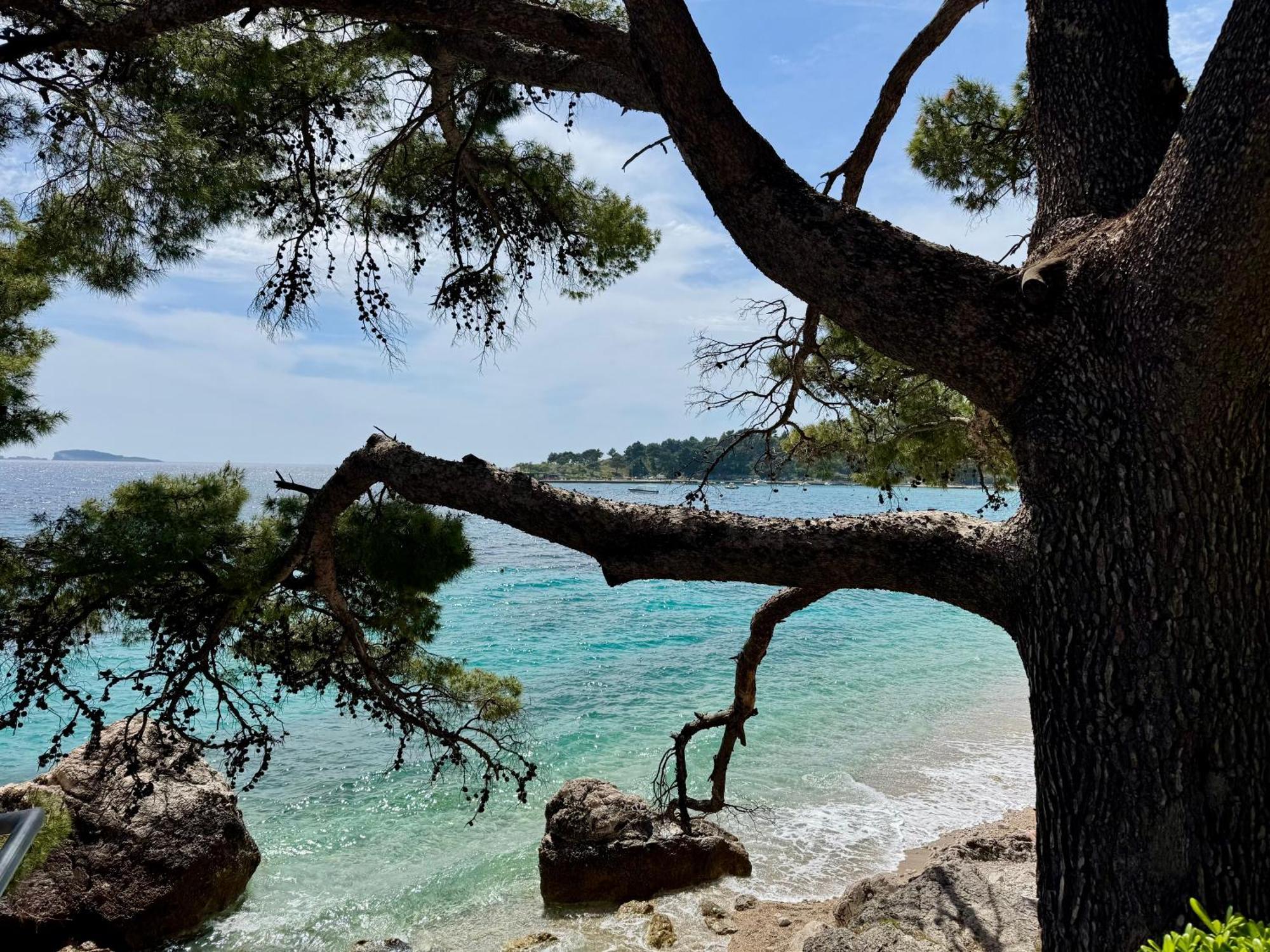 Holiday Home Lungo Mare Mlini Bagian luar foto