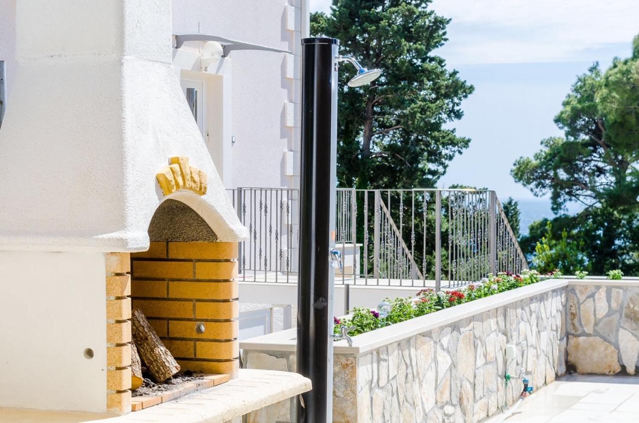 Holiday Home Lungo Mare Mlini Bagian luar foto